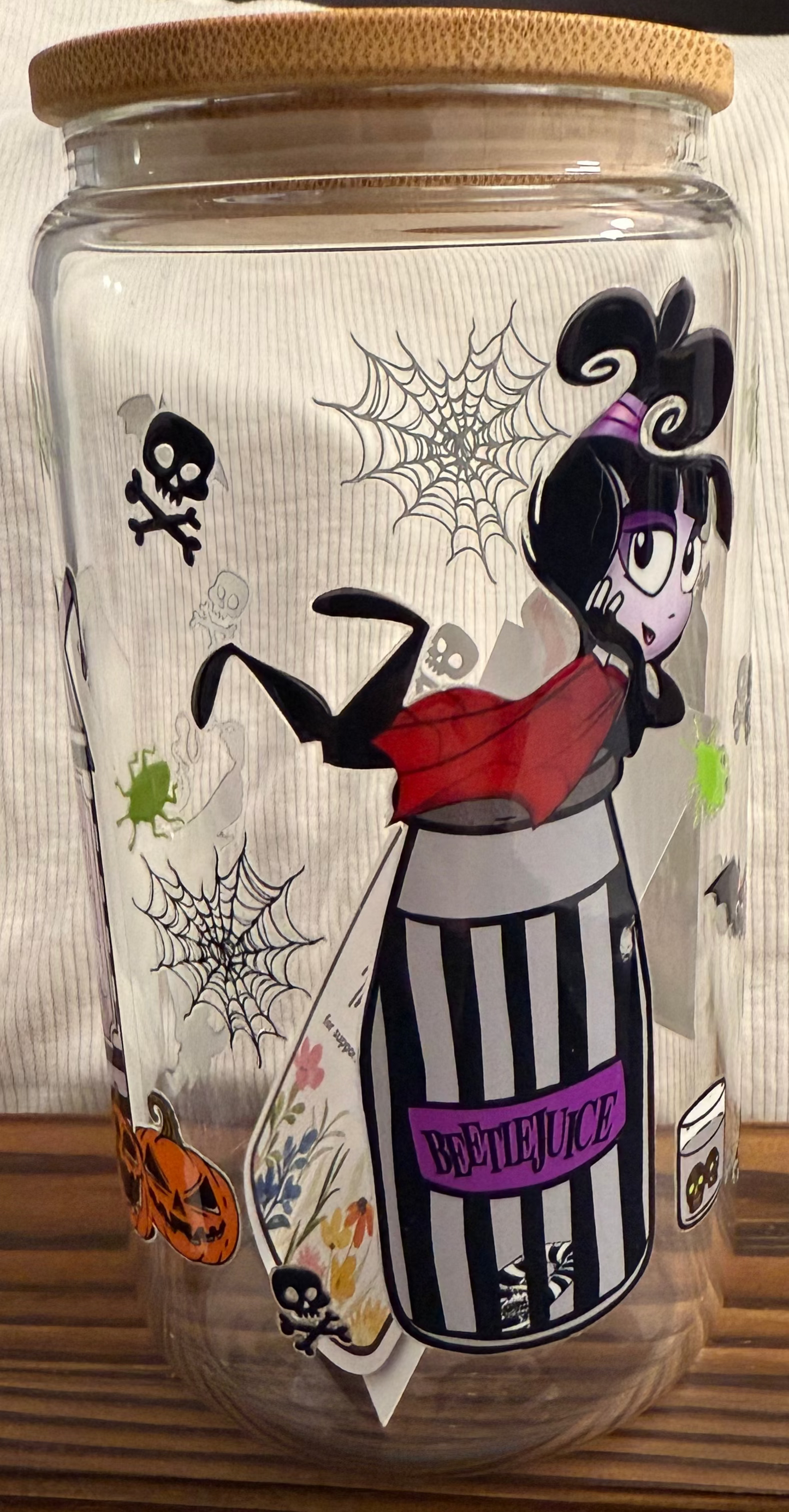 Spooky Beetle Cartoon Glass Can 16oz